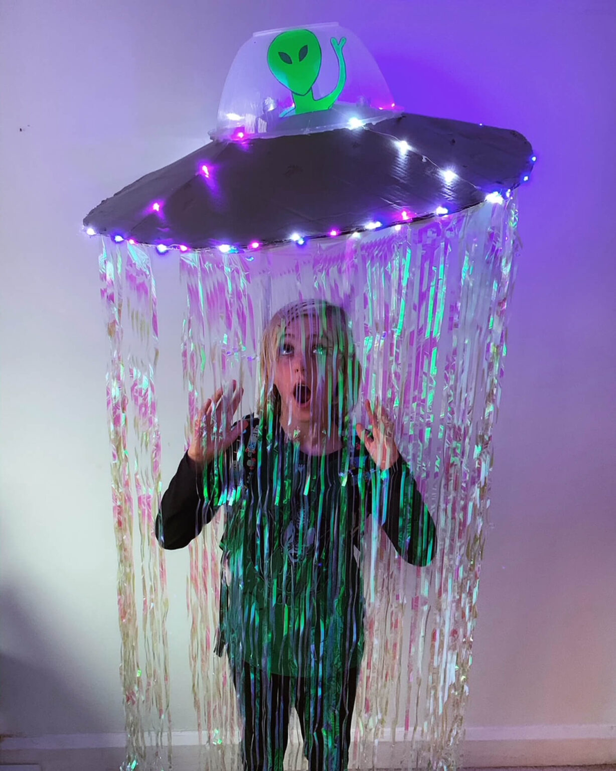 Homemade 'Alien UFO Abduction' Costume - How to Guide
