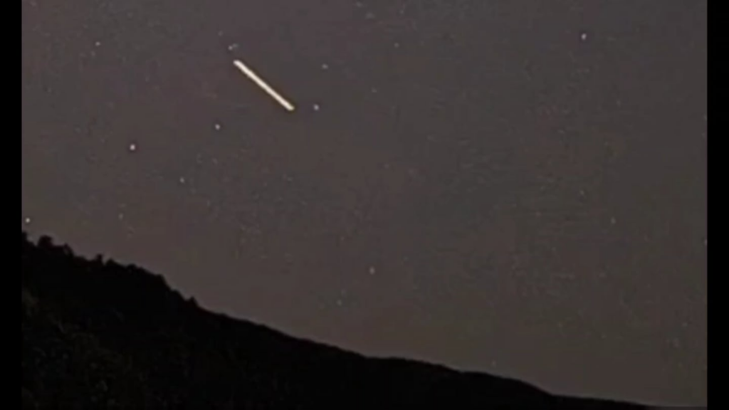 UAP captured July 12, 2023 around 23:00 near Svoge, Bulgaria UAP captured July 12, 2023 around 23:00 near Svoge, Bulgaria