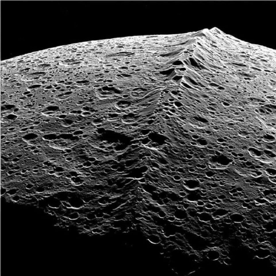 The Equatorial Ridge On One pf saturn's moons. Iapetus