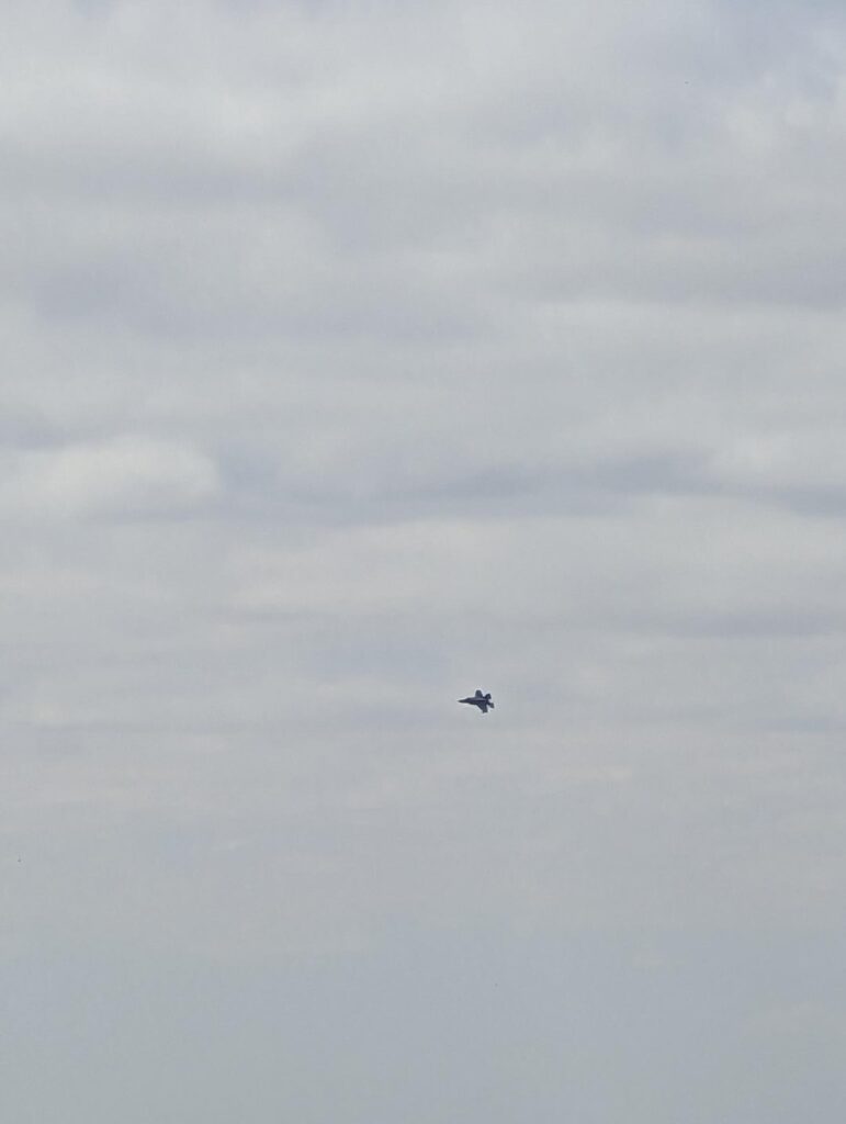 A data point in the ‘why are there no clear pictures’ debate – this is an F-35A taken from between 6-8 kilometres away via a one generation old smart phone. Contrary to what is routinely claimed here you can get identifiable images of distant, fast moving objects in the sky with a phone. A data point in the 'why are there no clear pictures' debate - this is an F-35A taken from between 6-8 kilometres away via a one generation old smart phone. Contrary to what is routinely claimed here you can get identifiable images of distant, fast moving objects in the sky with a phone.