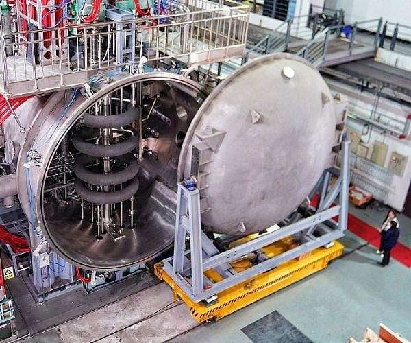 China Has Built a Huge Space Simulation Chamber