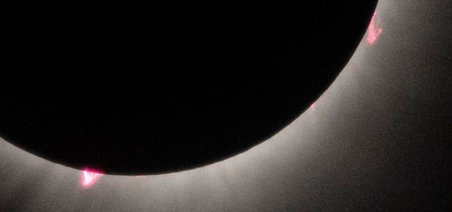 Debunked: A Solar Flare Exploded During The Total Solar Eclipse