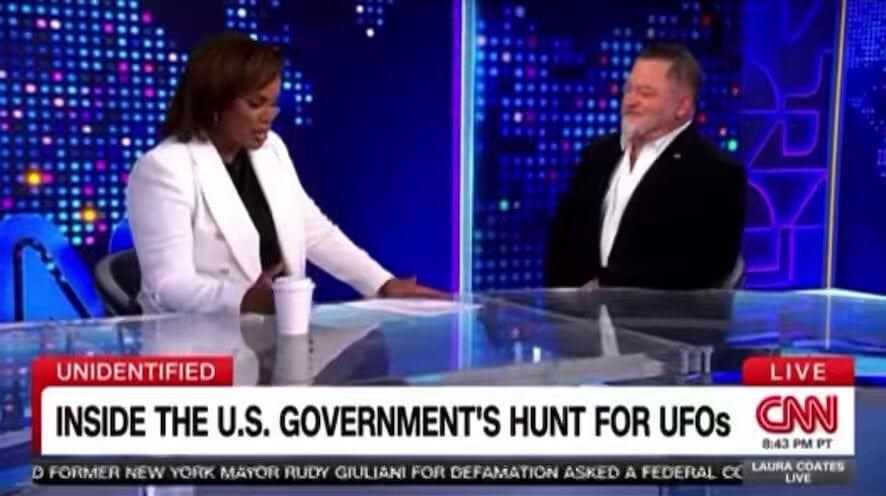 Lue Elizondo on CNN: “We have something that is made by non-humans.”