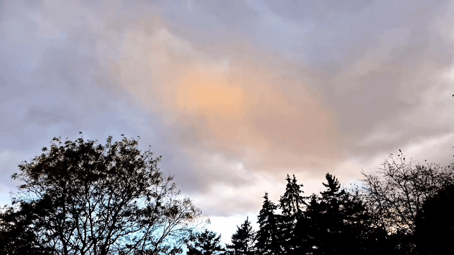 Northern Lights During Daytime? What is this?