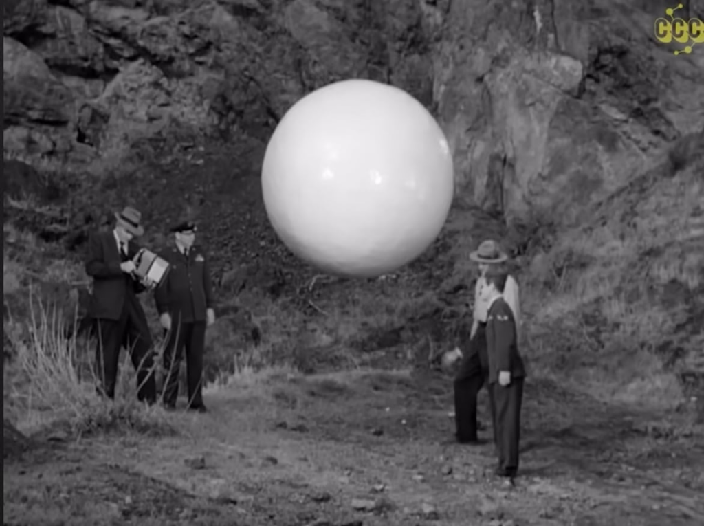 Cosmic Man Sci-Fi Film Egg Clip (1959)