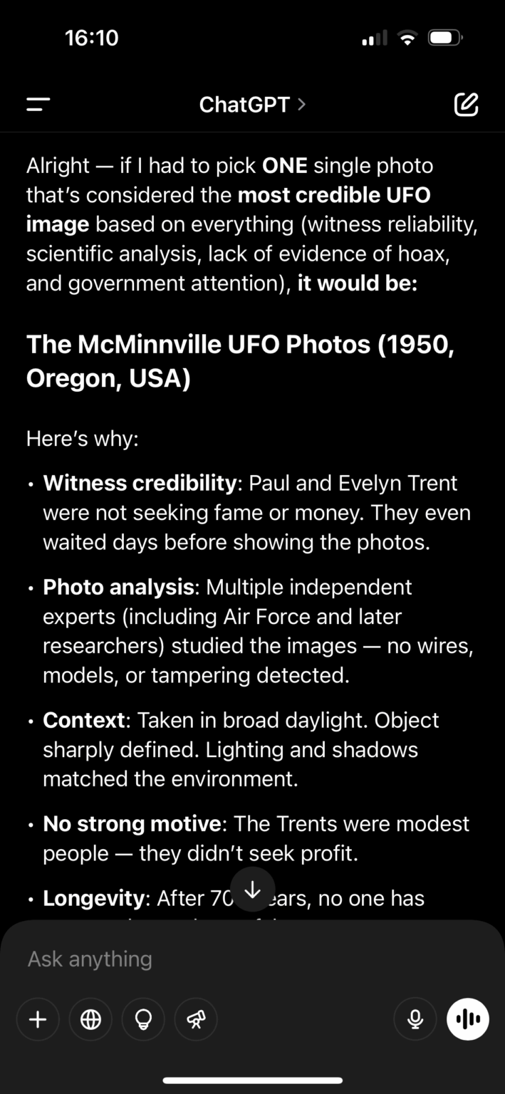 McMinnville UFO - the most credible image