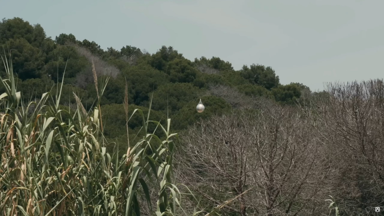 Attempt to recreate the Buga sphere videos by using a drone with fishing line.