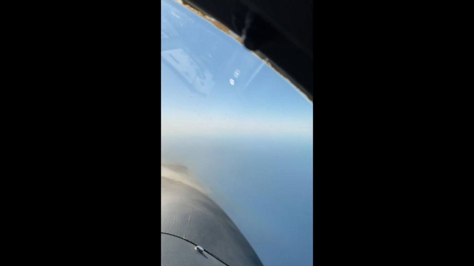 UAP Video – Unresolved Case: Navy 2021 Flyby UAP Video - Unresolved Case: Navy 2021 Flyby