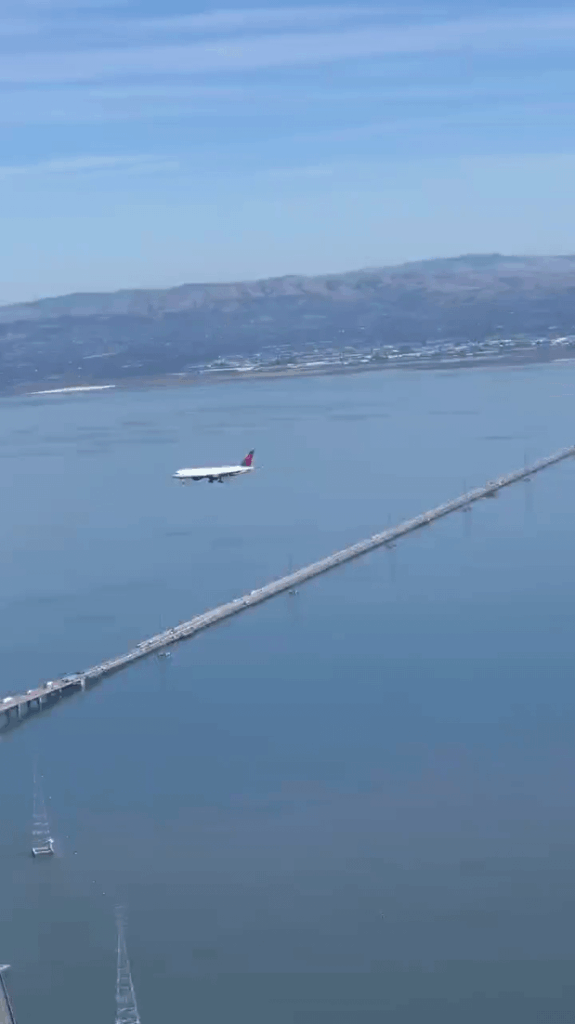 Optical illusion to know: parallax can freeze object in the sky