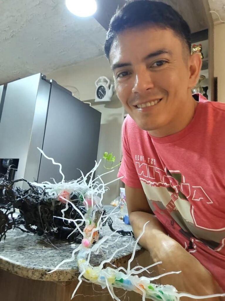 Kin Panama Comes Clean