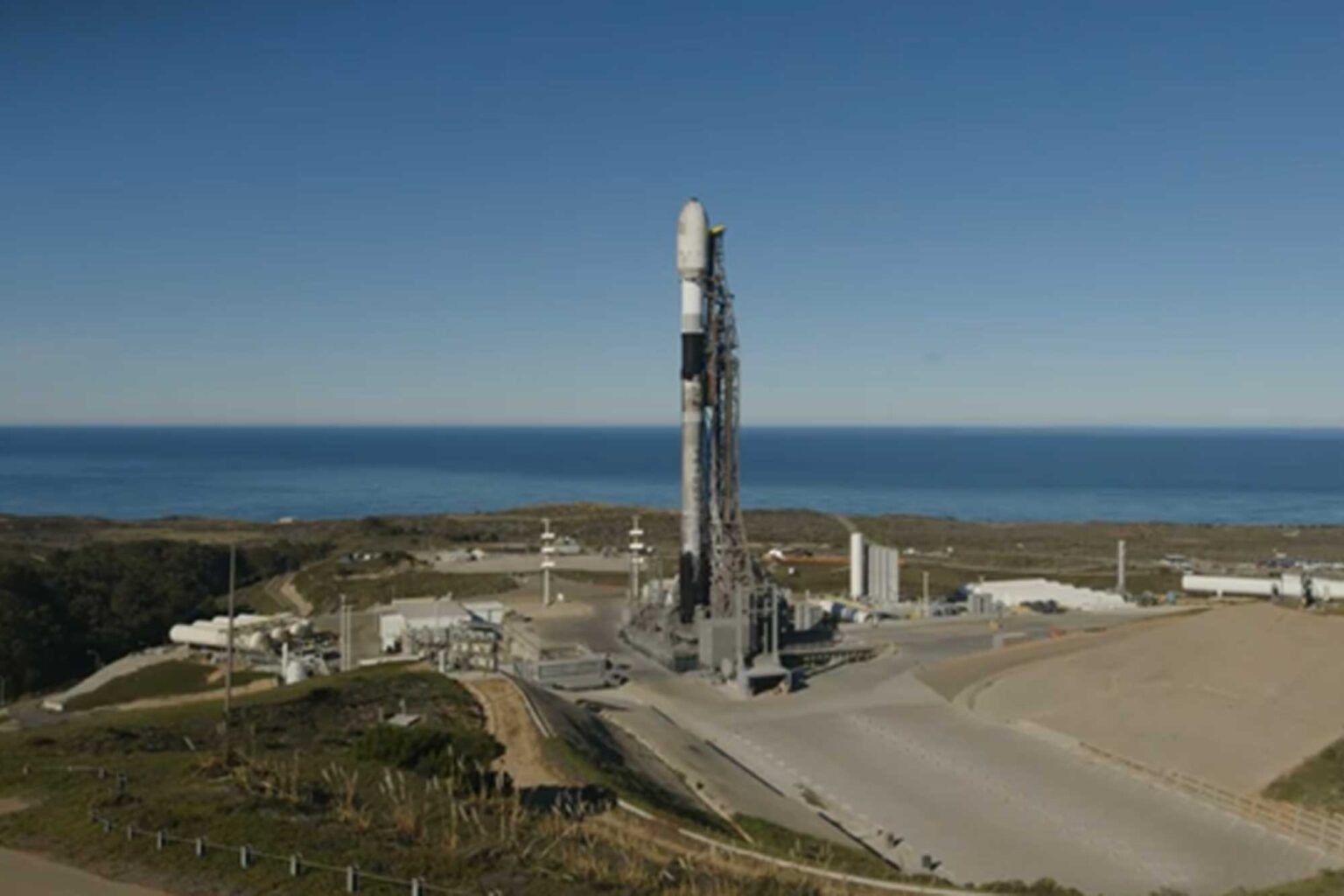 SpaceX Scrubs Transporter-15 Liftoff at Vandenberg, Now Aiming for Friday | Local News