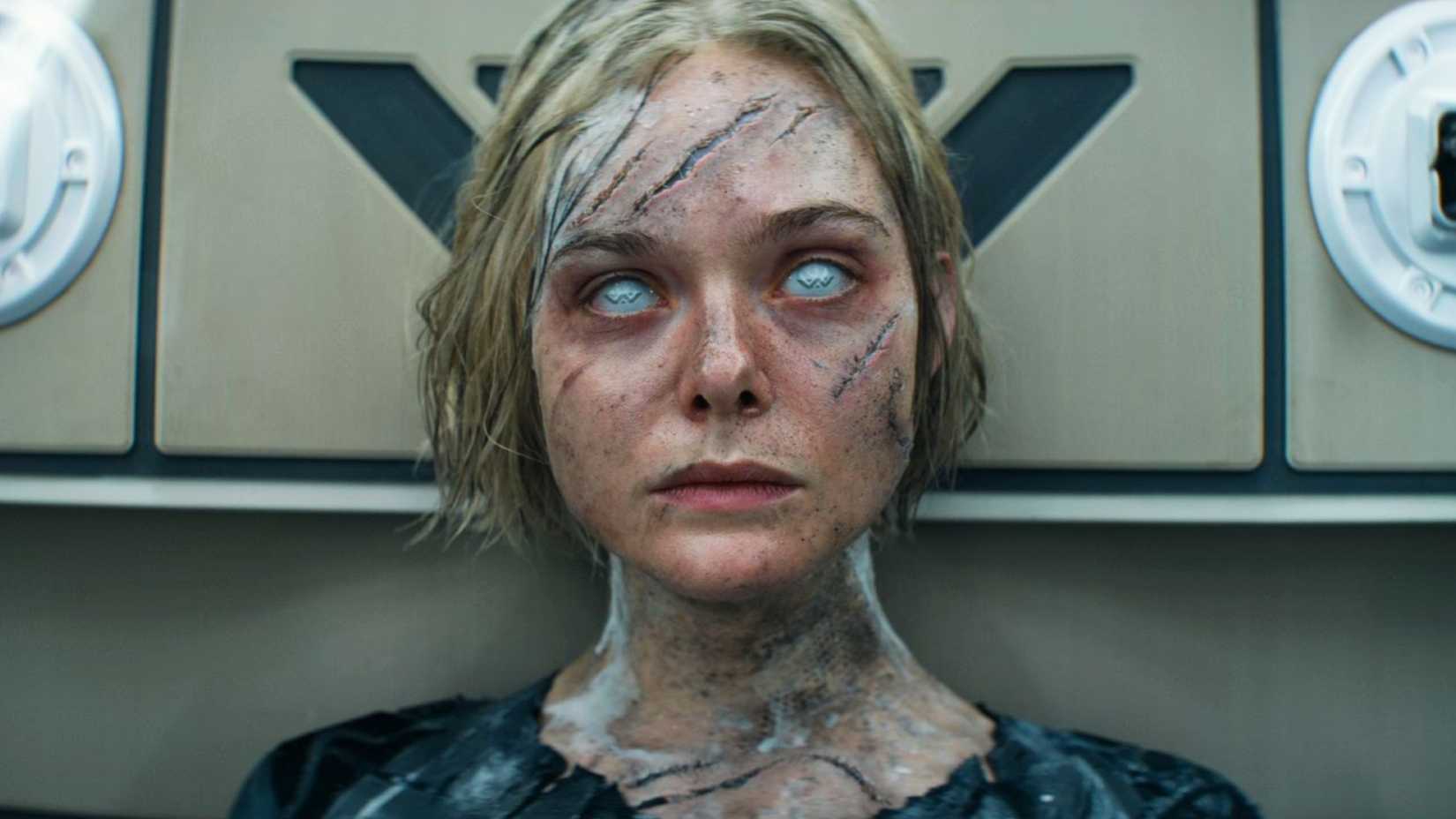 Elle Fanning Predator Badlands