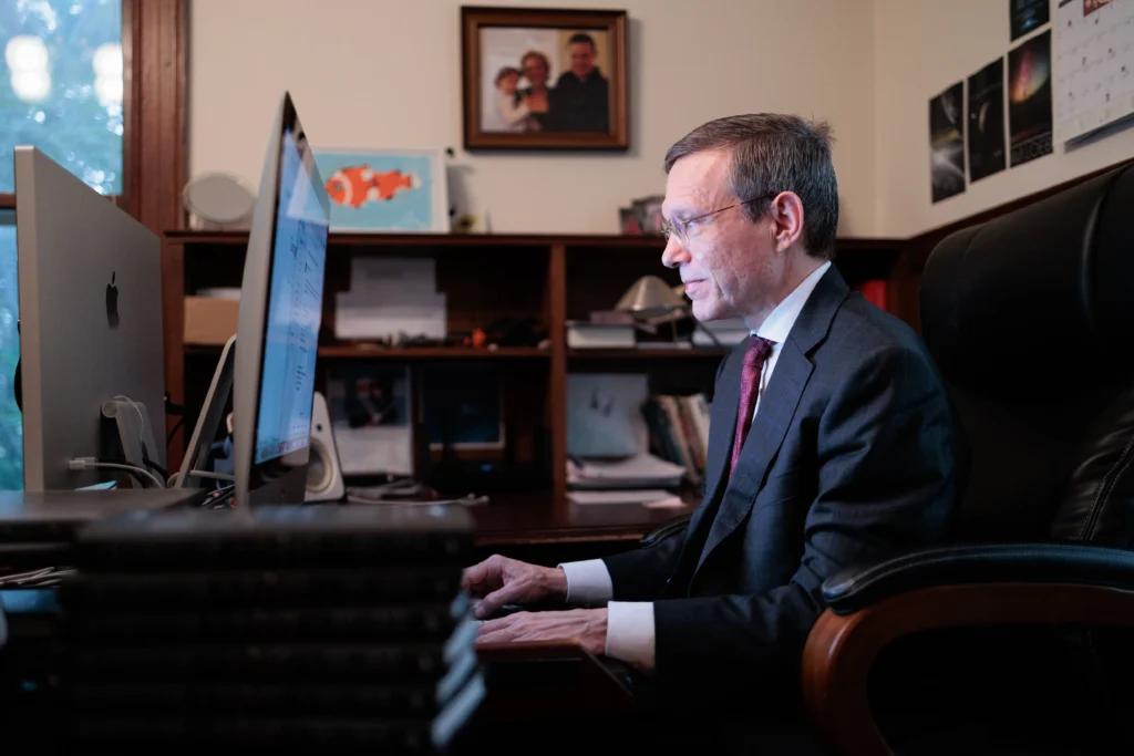 Harvard astrophysicist suggests 3I/Atlas may be on a mission to observe Jupiter in bold new theory