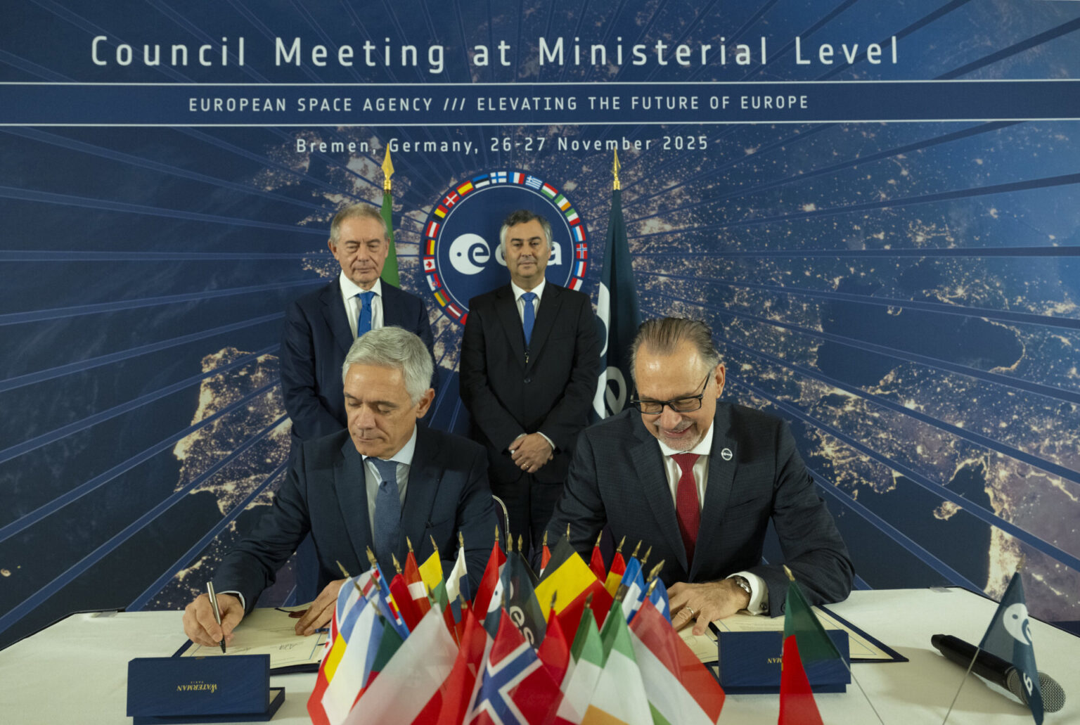 Portugal And ESA Seal Deal To Build Space Hub And Host Space Rider Landings In The Azores