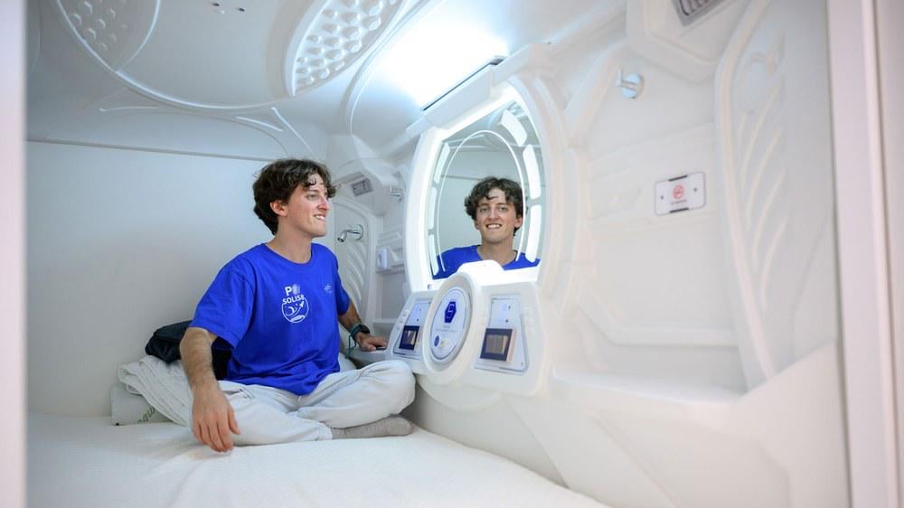 ESA and DLR are recruiting for 100-day mission