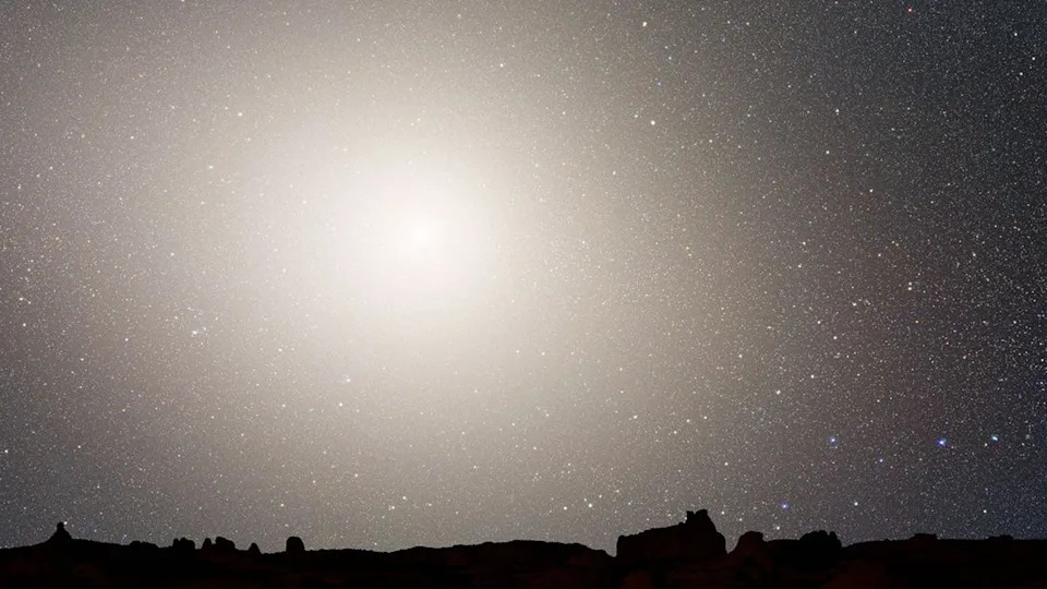 A simulated view of the night sky from a planet in a huge elliptical galaxy