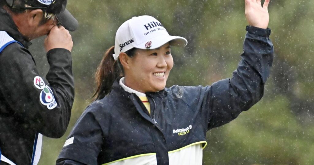 Nasa Hataoka wins in a playoff to take the rain-shortened LPGA Toto Japan Classic