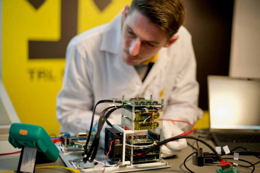 Local Innovators Showcase Czech Space Excellence at Europe’s Largest Space Expo – Brno Daily