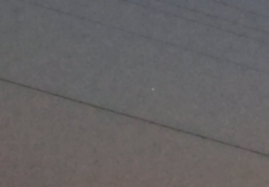 Object in sky with apparent motion. Further info below Object in sky with apparent motion. Further info below