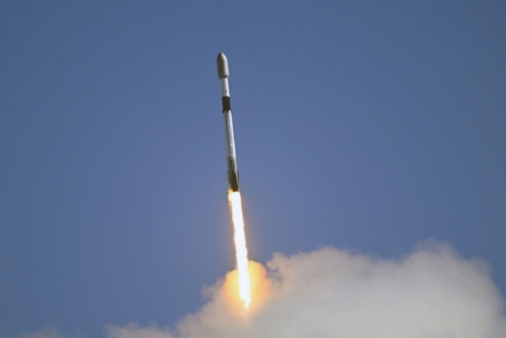 SpaceX launches 29 satellites after fireball spotted in the sky