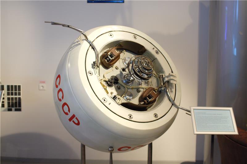 Venera-4 model at the Memorial Museum of Cosmonautics is similar to the lander reentering Earth's atmosphere