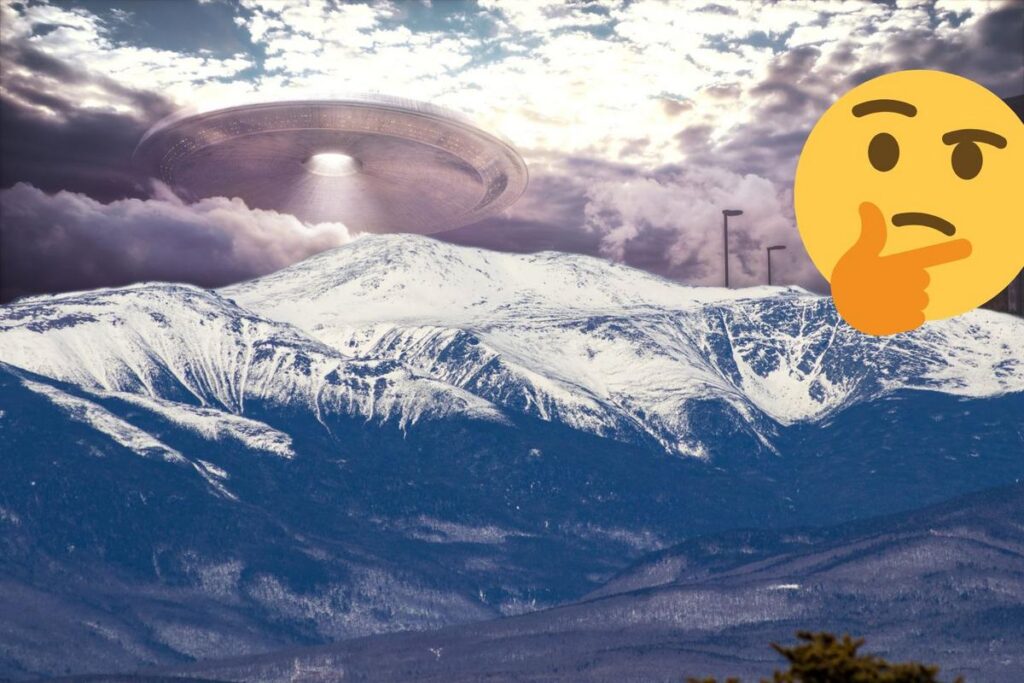 Stunning Mountain Cloud Mistaken For Alien Spacecraft