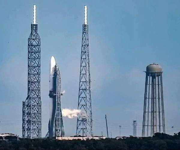 Solar flares pause Blue Origin-NASA Mars probe launch