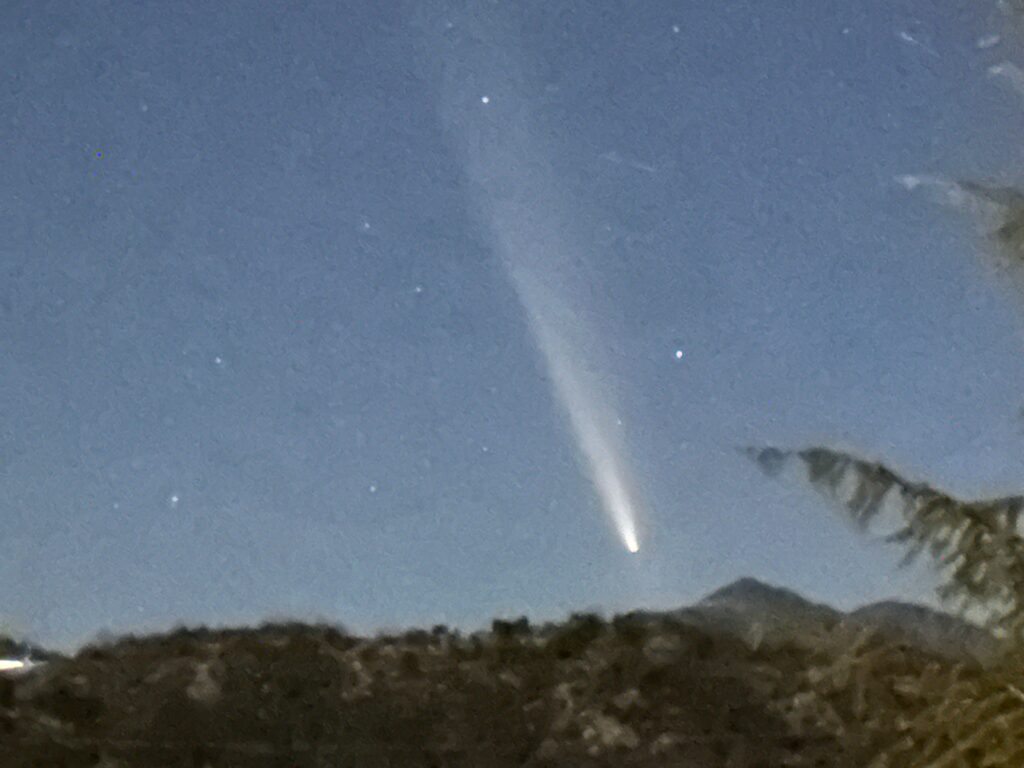 Catch a glimpse of comet Lemmon lighting up California skies