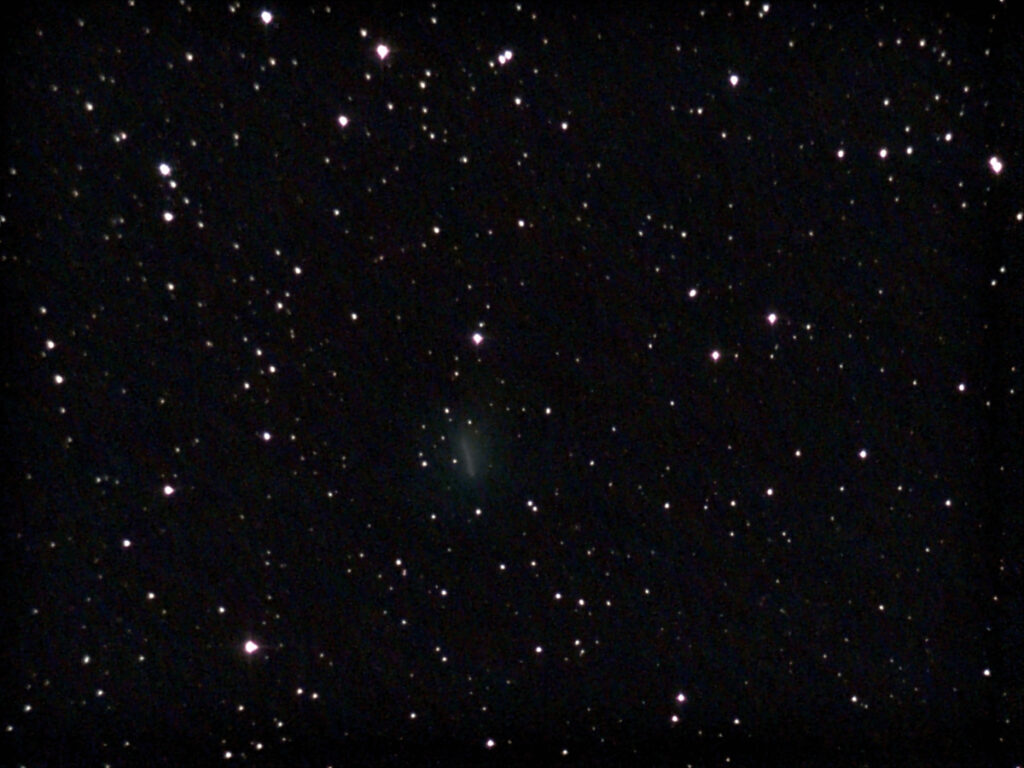 Citizen Scientists Help Discover that Comet Hartley 2 is Fading Citizen Scientists Help Discover that Comet Hartley 2 is Fading