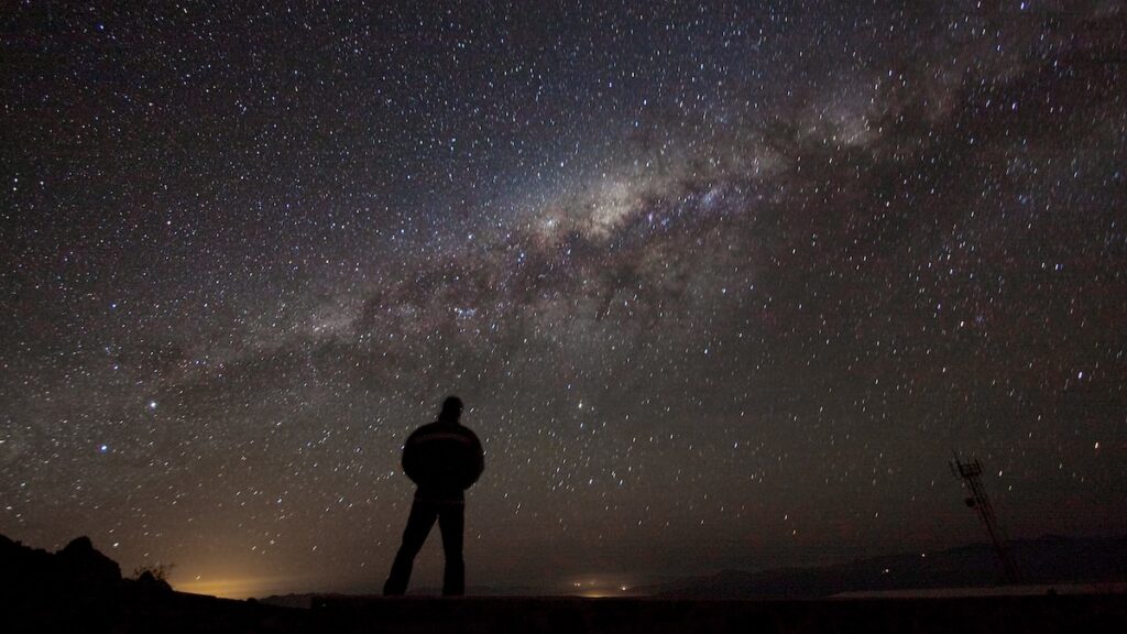 We May Be Moving Faster Through The Universe Than We Thought : ScienceAlert