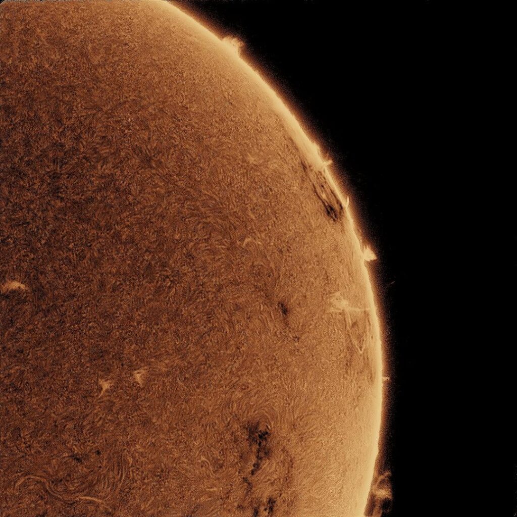 AR 4274 is saying goodbye. Is it a farewell or a see you later?