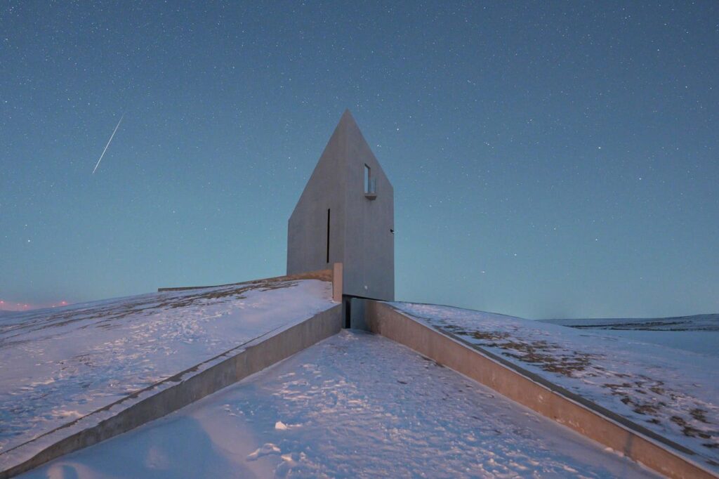 Geminid Meteor Shower Wows Skywatchers Across The World