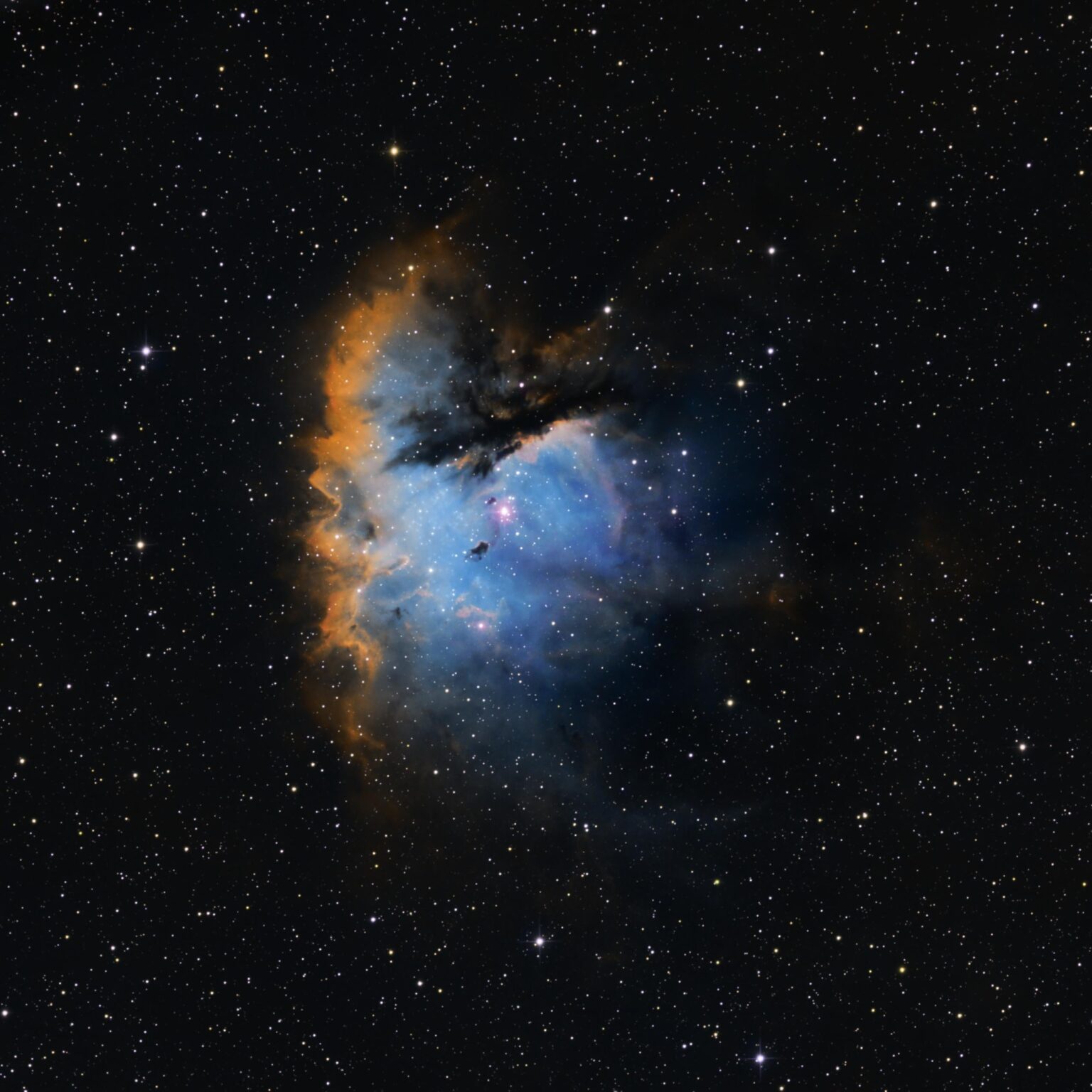 Pacman Nebula - NGC281