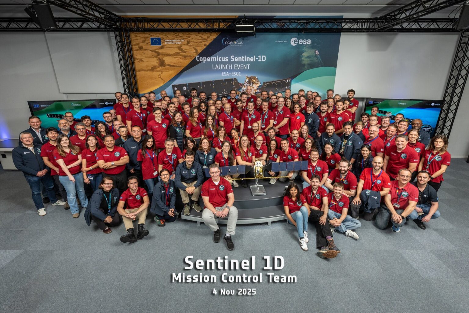 ESOC shines with Sentinel-1D operations