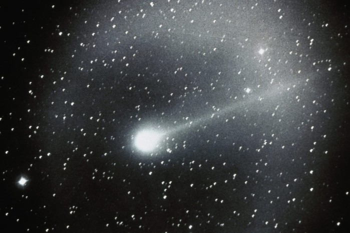 Halley's Comet, 1986 Halley’s Comet streaks across the sky in this 1986 photograph taken from the Ford Observatory, marking its most recent visit to the inner solar system. Once feared as a portent of upheaval, the comet is now a predictable visitor whose returns chart centuries of astronomical discovery.