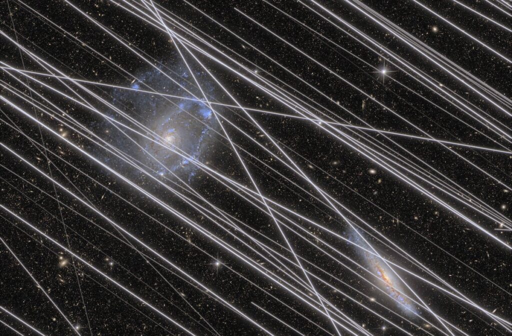 The threat posed by Elon Musk’s satellites also affects space telescopes like Hubble | Science EL PAÍS