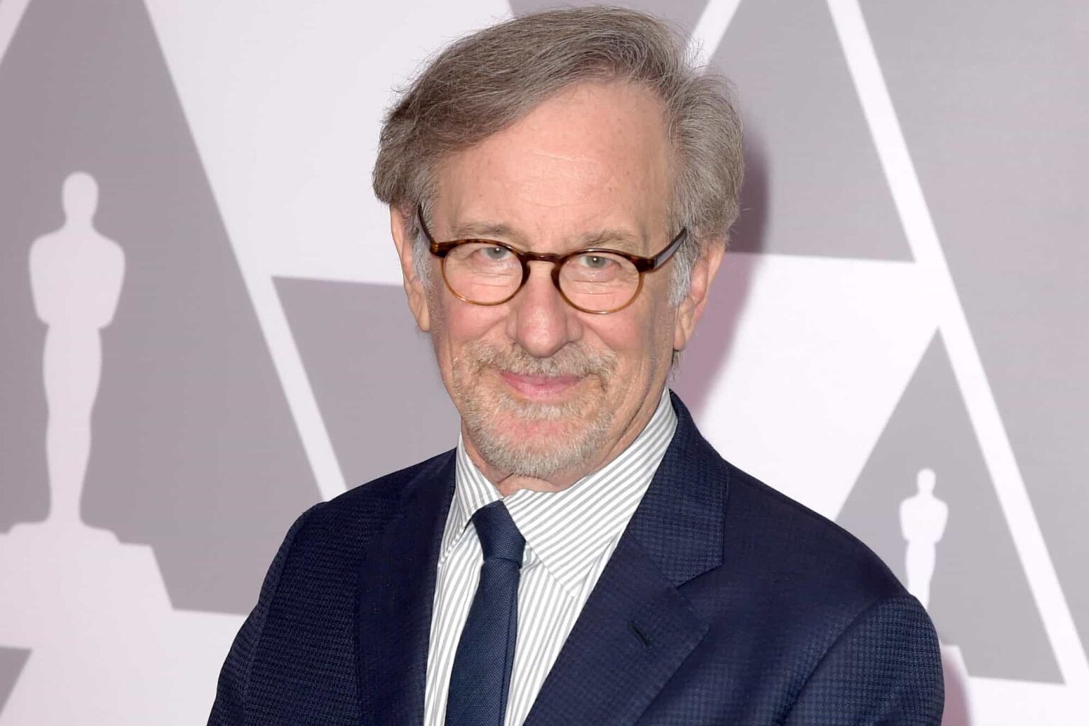 Steven Spielberg | Trailer for mystery UFO movie to appear in front of Avatar: Fire And Ash