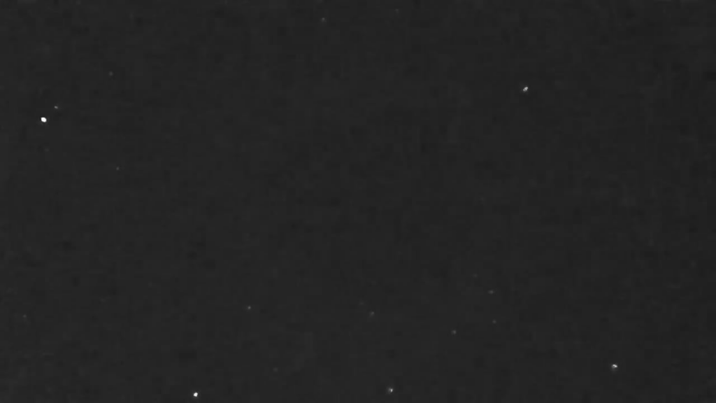 Fast Golden Rod(s) fly overhead from North to South, third capture of this phenomenon