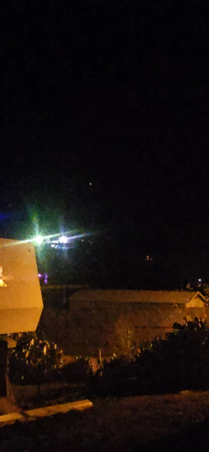 Im sorry for that last post wrong video. This was the orb from last night... SW New Mexico last night