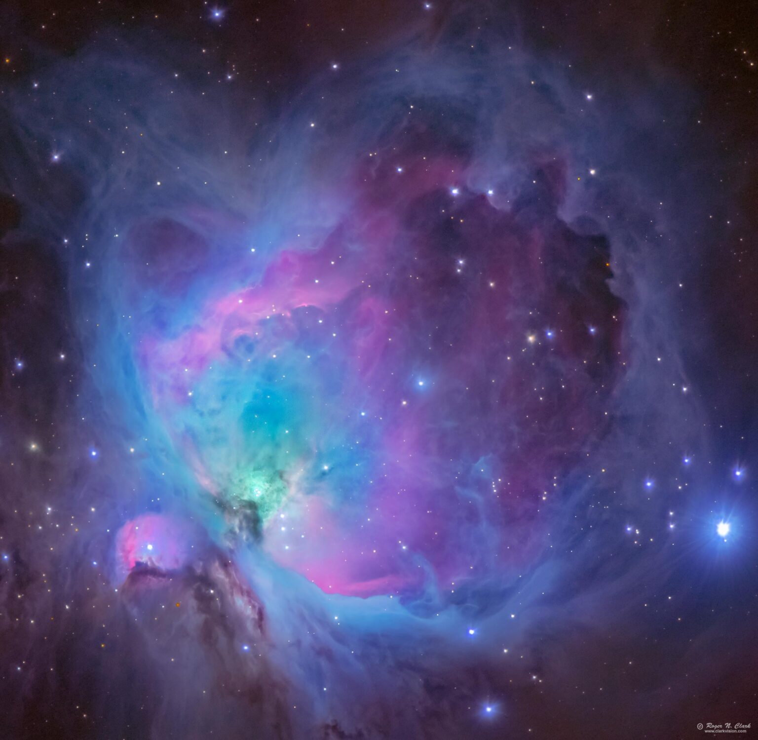 The Great Orion Nebula in natural color