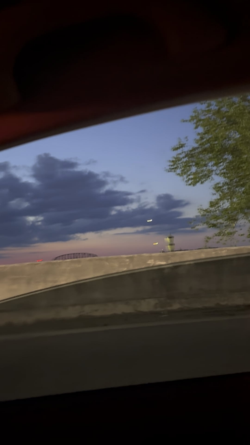 Sighting Louisville KY 8/9/25 9:14pm