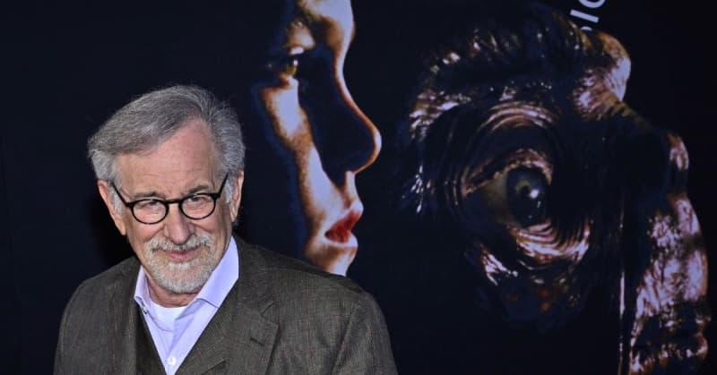 Steven Spielberg Facing Conspiracy Theory His Top-Secret New UFO Movie 'Features Real Aliens'
