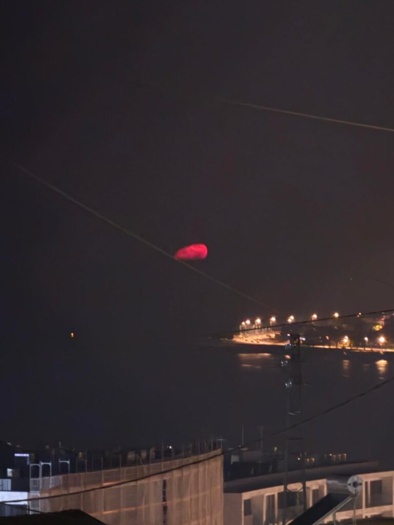 Time: 30/12/2025 at 3:26am Porto, Portugal