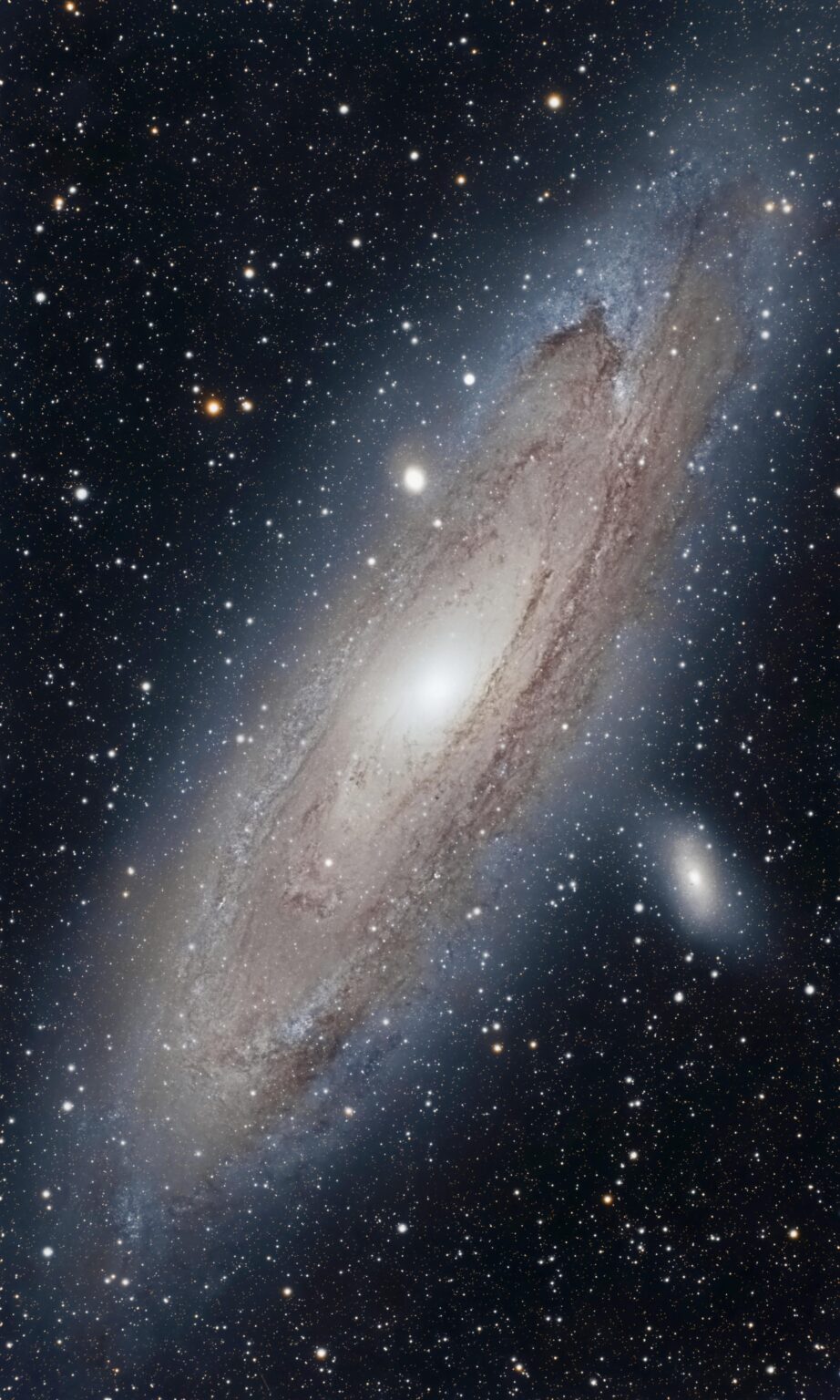 The Andromeda Galaxy with a DSLR