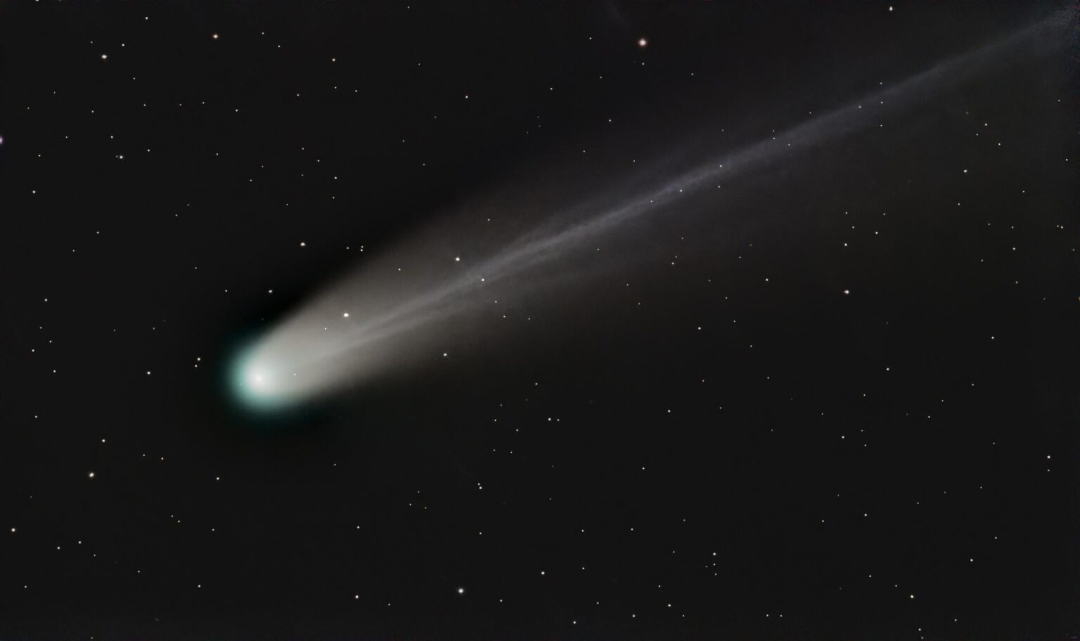 Comet C/2025 A6 Lemmon