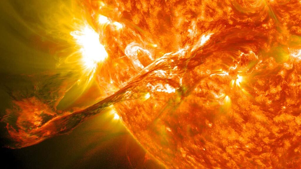 Astronomers Find Solar Flares Are Triggered by Magnetic "Avalanches" That Turn Into Raining Plasma