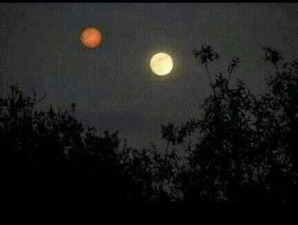 Second moon like phenomenon