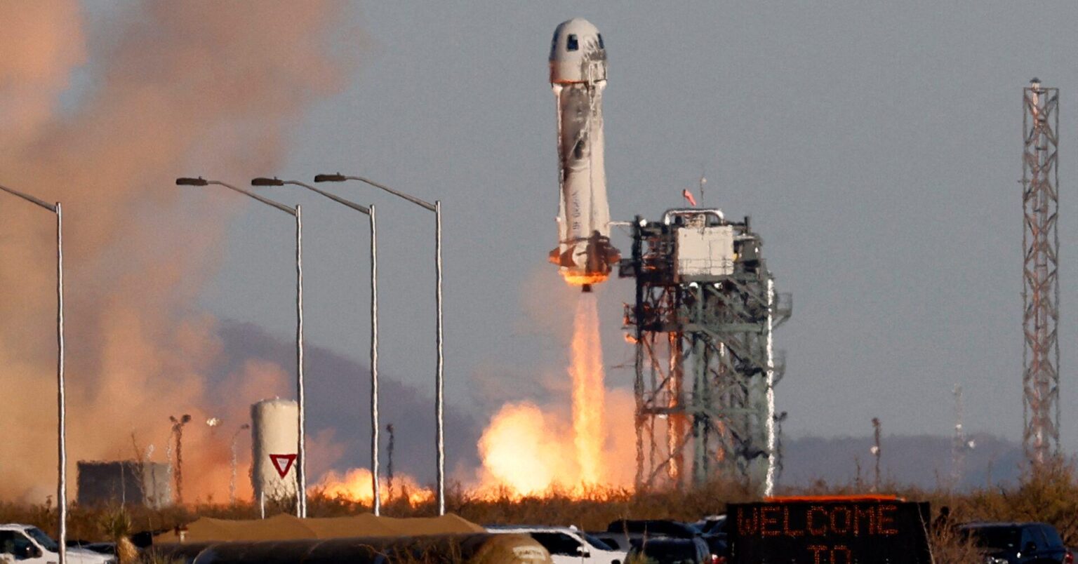 Bezos' Blue Origin pauses New Shepard rocket program to focus on moon lander efforts