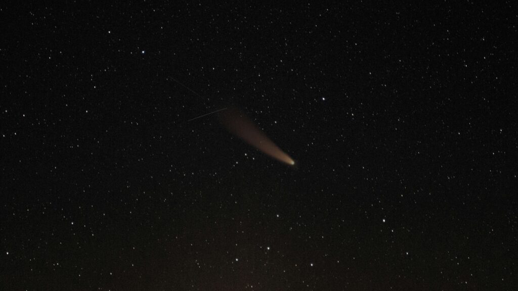 Avi Loeb Slams CIA Over 3I/ATLAS Secrets: Harvard Prof Claims Records Are Being Hidden