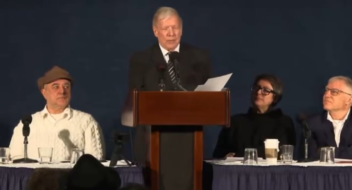 The former USAF pilot Fred Claussen spoke about the presence of American agents in Varginha in January 1996